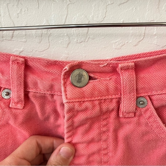 Bongo Vintage Pink Denim High Waisted Mom Shorts Size 5 - Picture 15 of 16